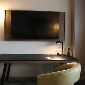 Queen Suite